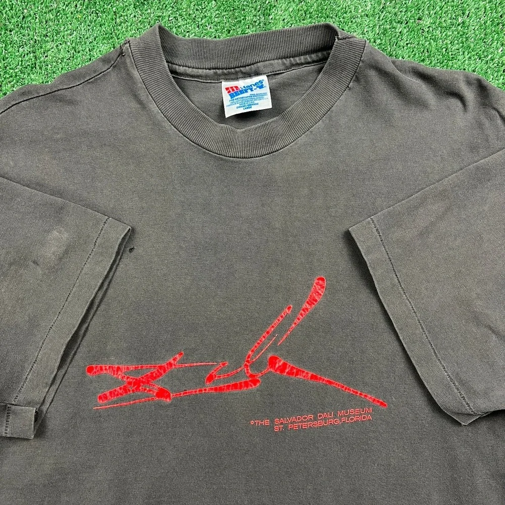 Vintage Salvador Dali Museum Signature St Pete T-Shirt Men's L Faded Black 90s - Picture 1 of 9